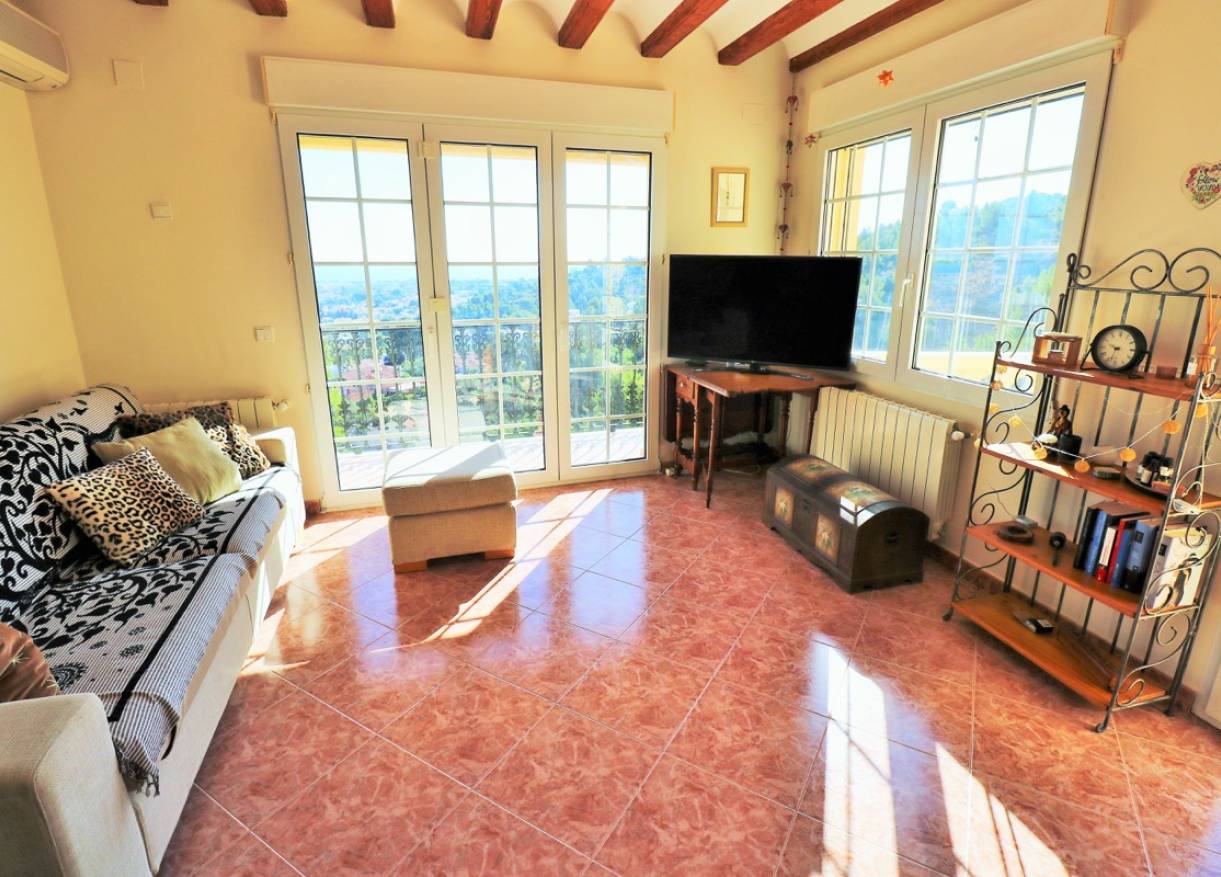 Bestaand - Villa - Denia