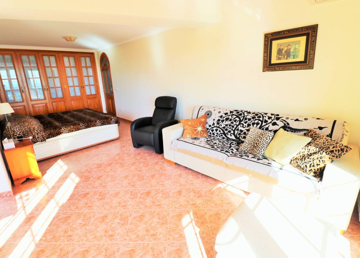 Bestaand - Villa - Denia