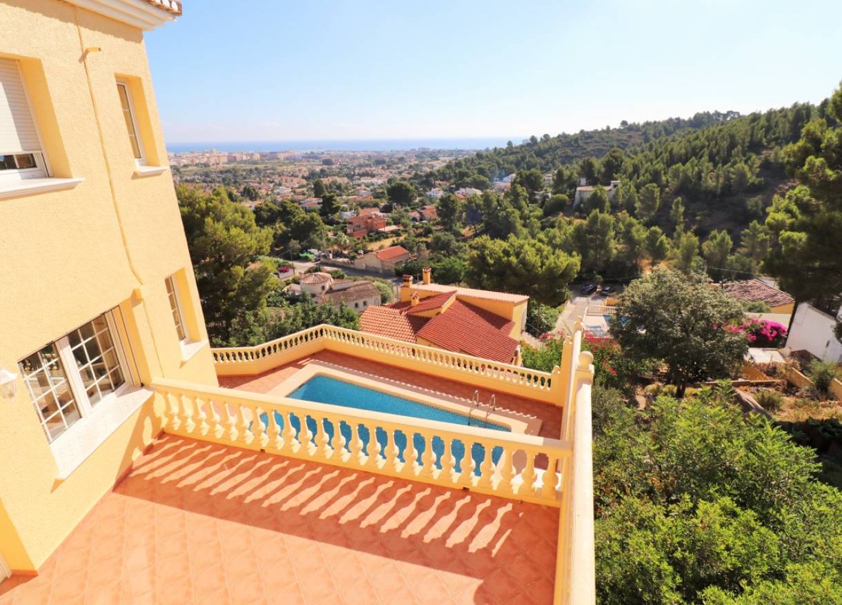 Bestaand - Villa - Denia