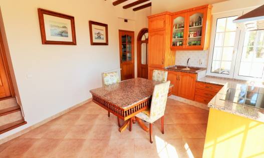 Bestaand - Villa - Denia