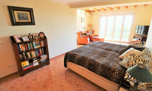 Bestaand - Villa - Denia