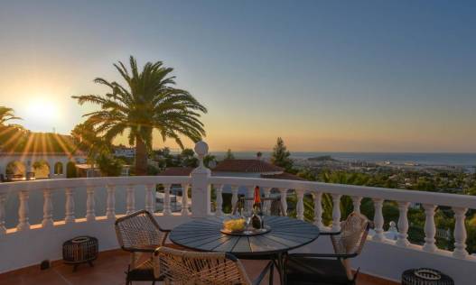 Bestaand - Villa - Jávea