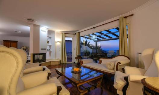 Bestaand - Villa - Jávea