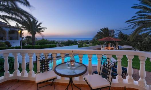 Bestaand - Villa - Jávea