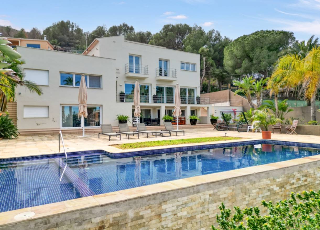 Bestaand - Villa - Denia
