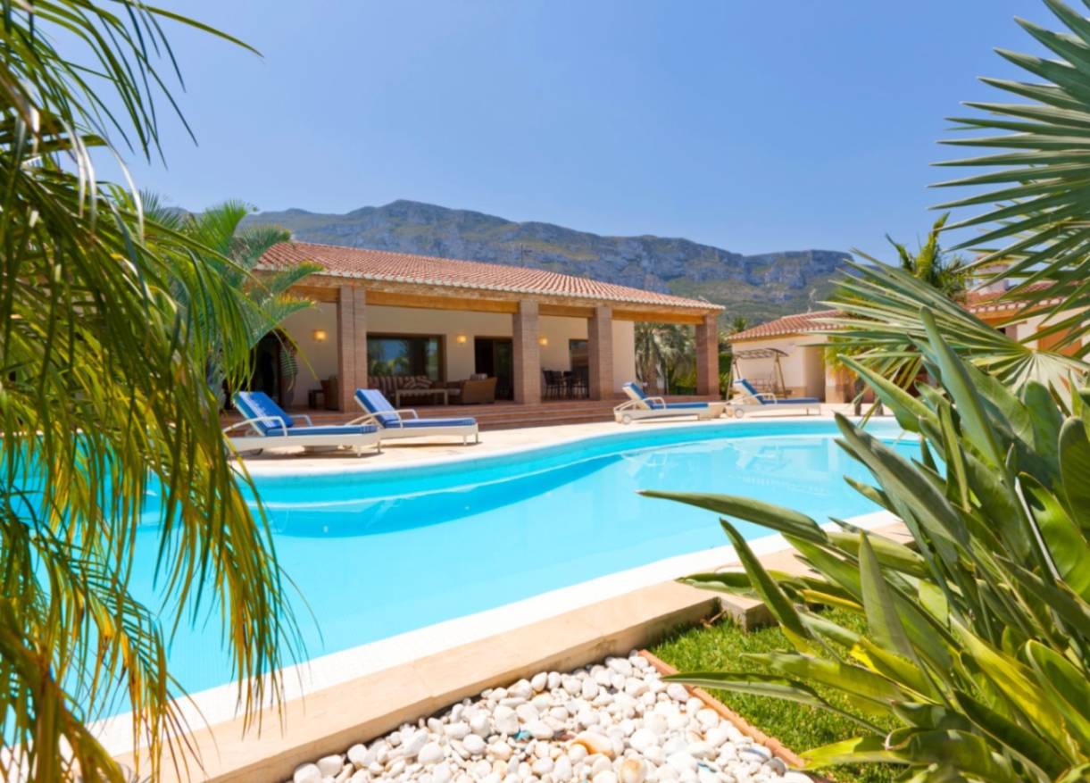 Bestaand - Villa - Denia
