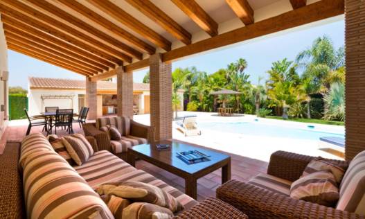 Bestaand - Villa - Denia