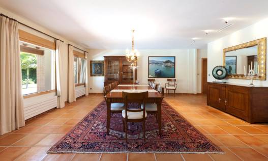 Bestaand - Villa - Denia