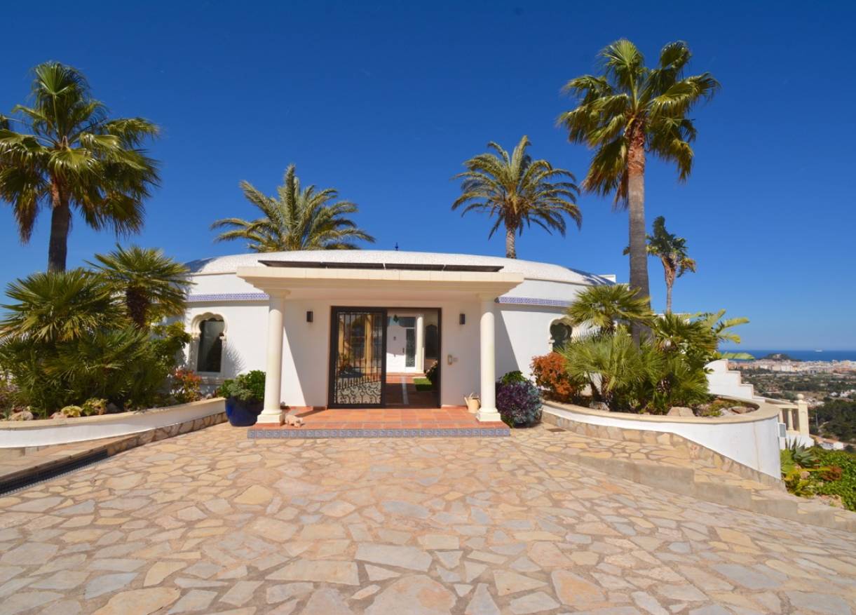 Bestaand - Villa - Denia
