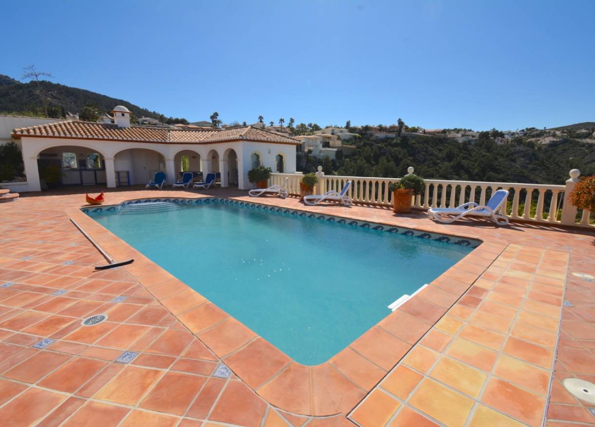 Bestaand - Villa - Denia