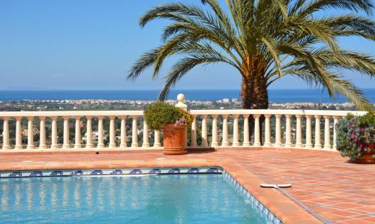Bestaand - Villa - Denia