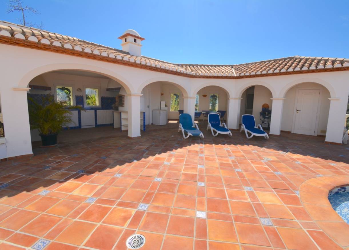 Bestaand - Villa - Denia