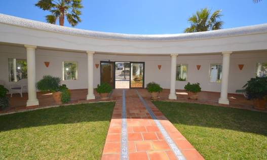 Bestaand - Villa - Denia