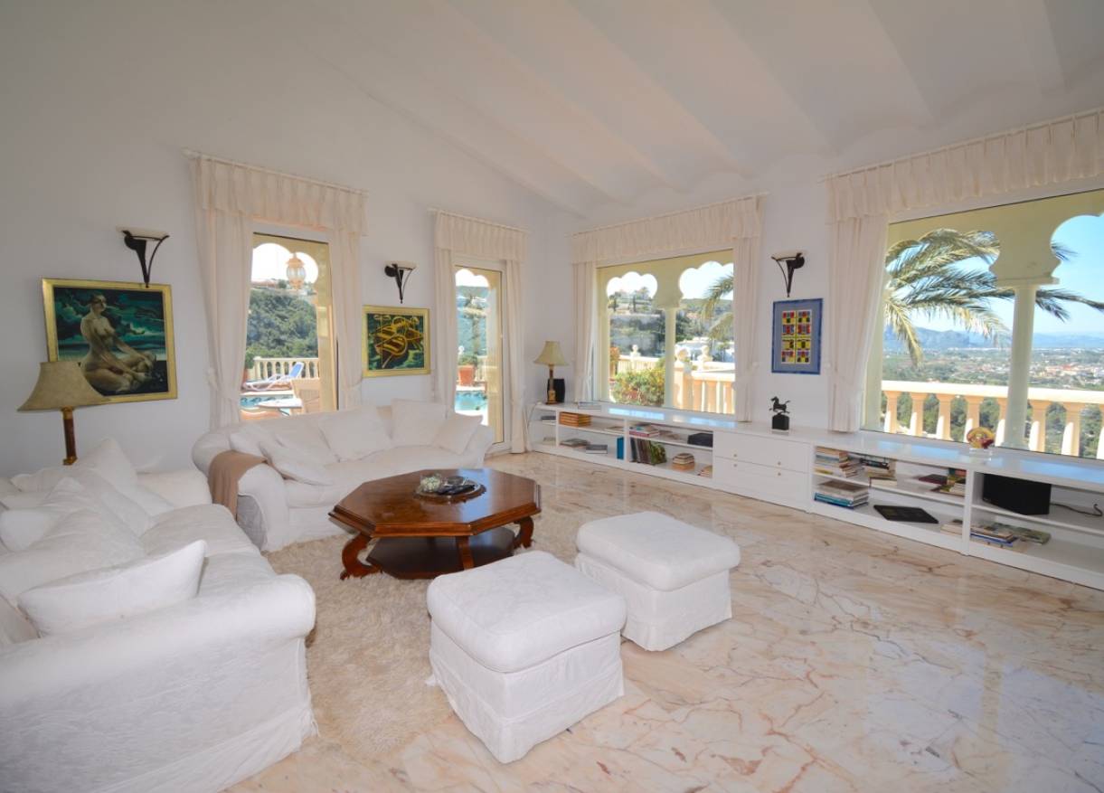 Bestaand - Villa - Denia