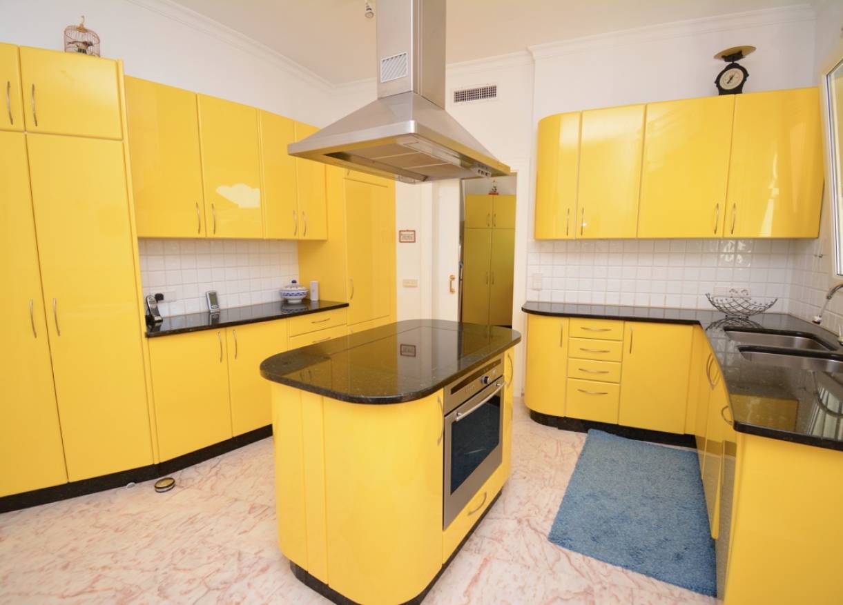 Bestaand - Villa - Denia