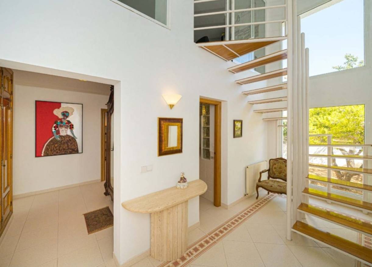 Bestaand - Villa - Denia