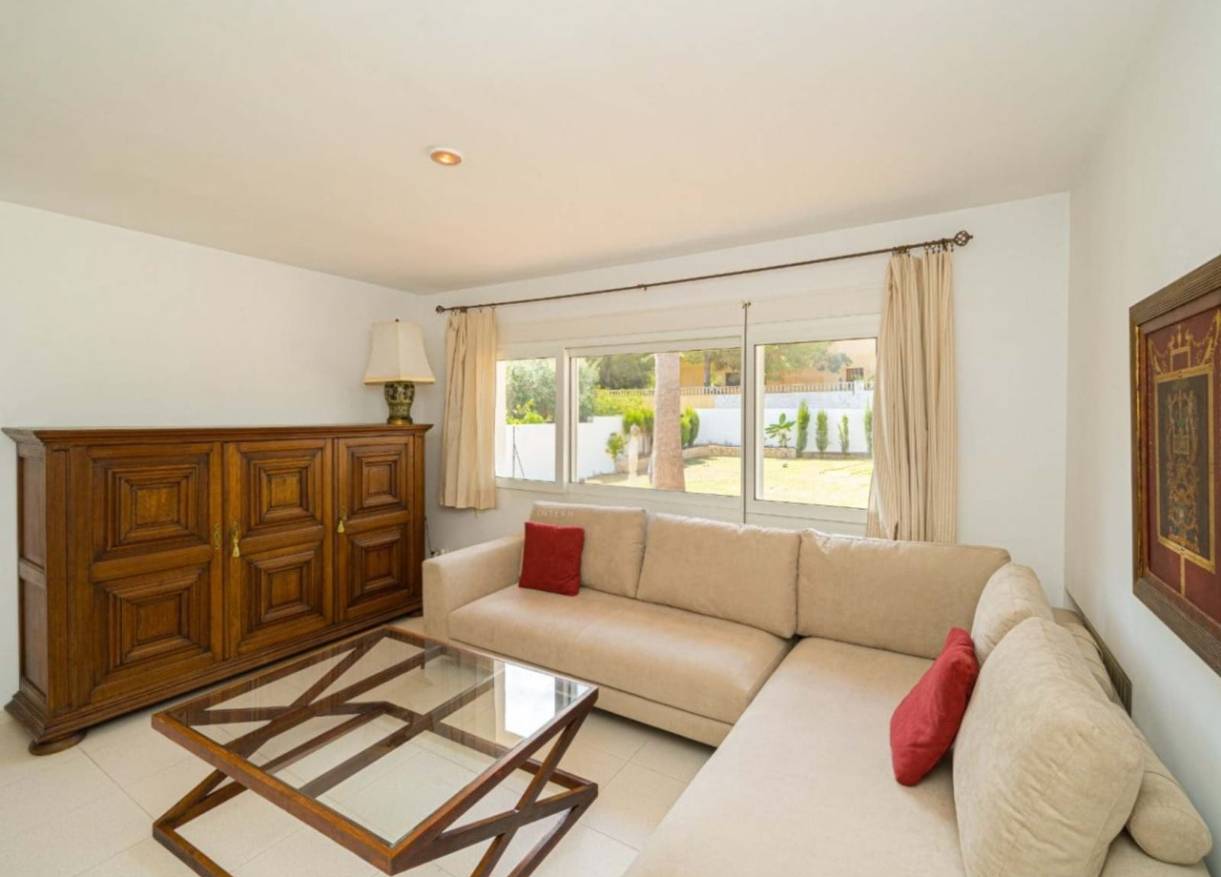 Bestaand - Villa - Denia