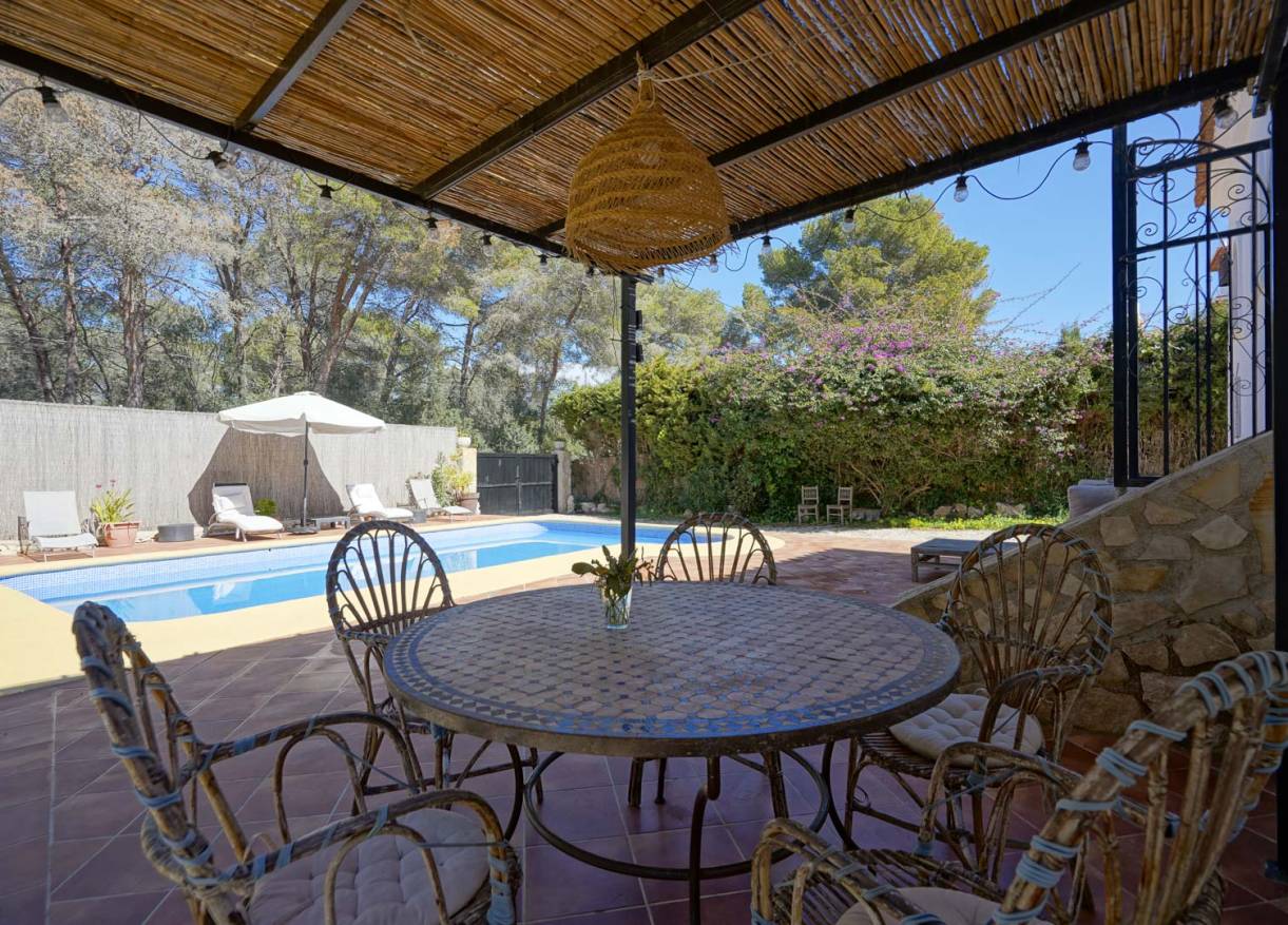 Bestaand - Villa - Jávea