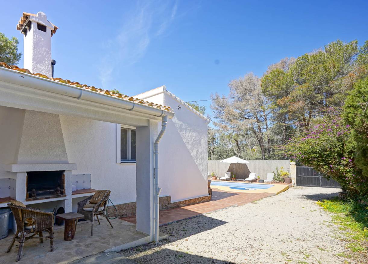 Bestaand - Villa - Jávea