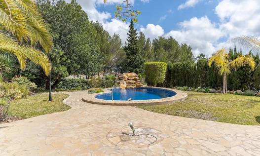 Bestaand - Villa - Jávea