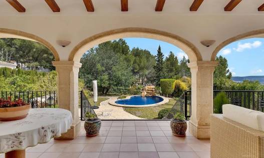 Bestaand - Villa - Jávea