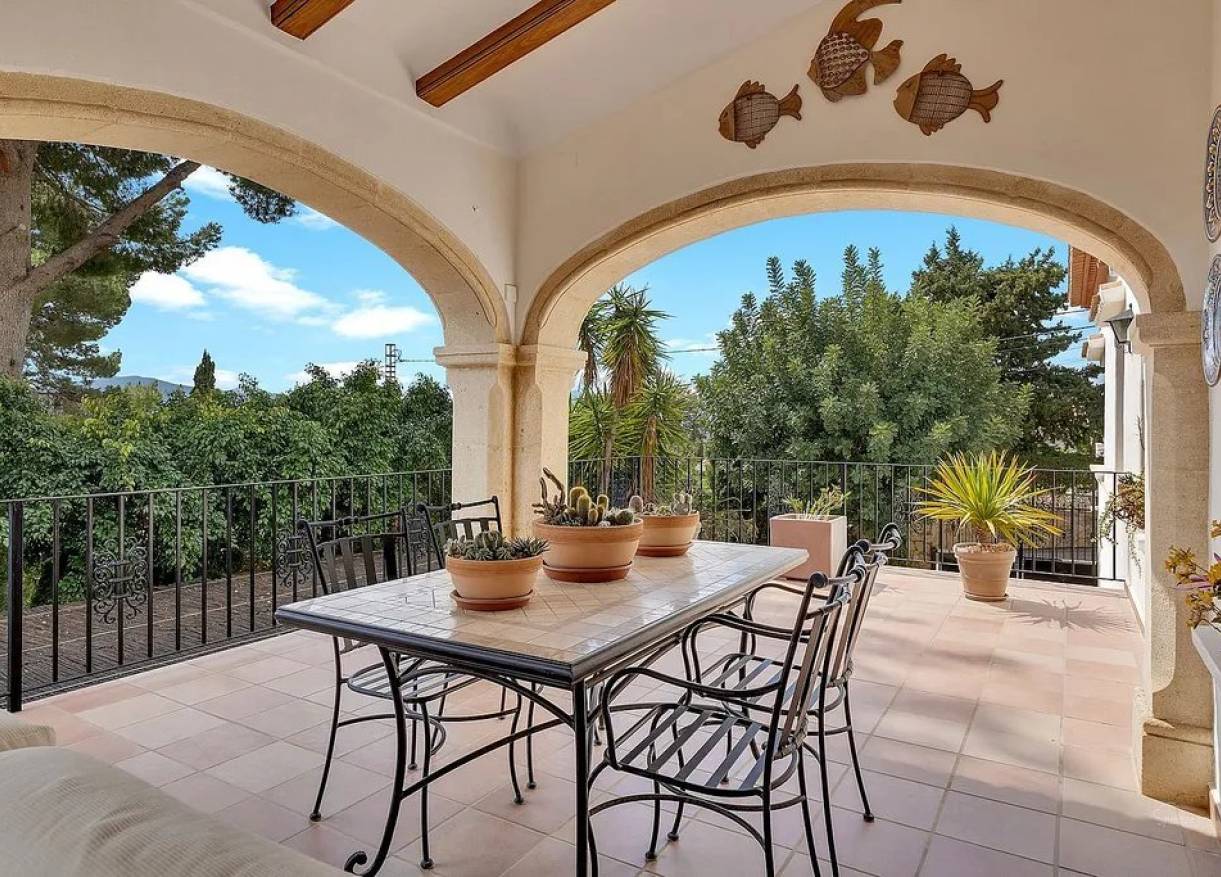 Bestaand - Villa - Jávea