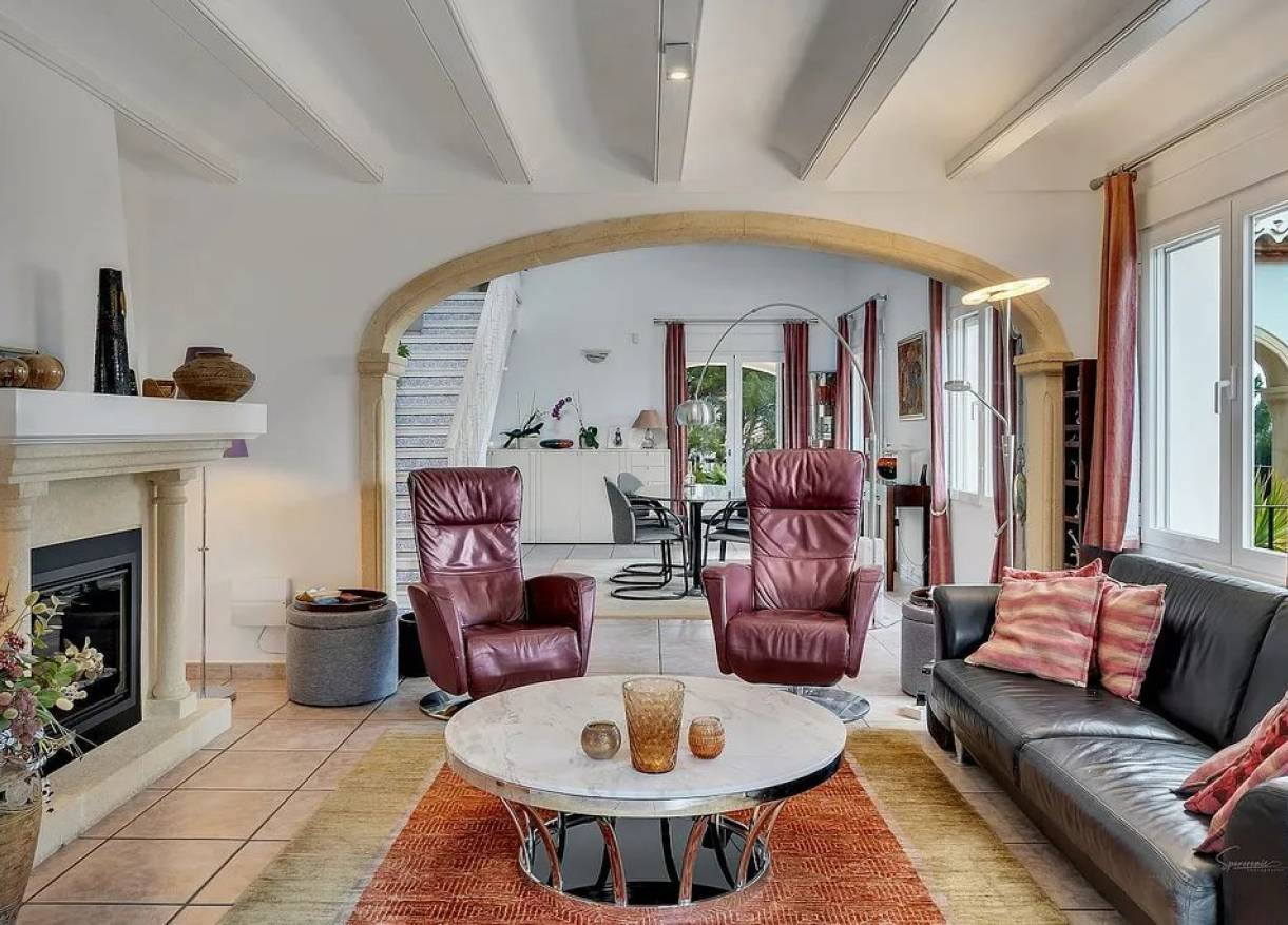 Bestaand - Villa - Jávea
