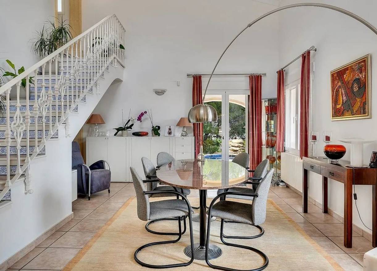 Bestaand - Villa - Jávea