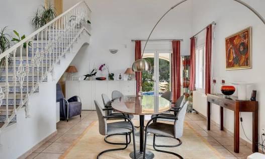 Bestaand - Villa - Jávea