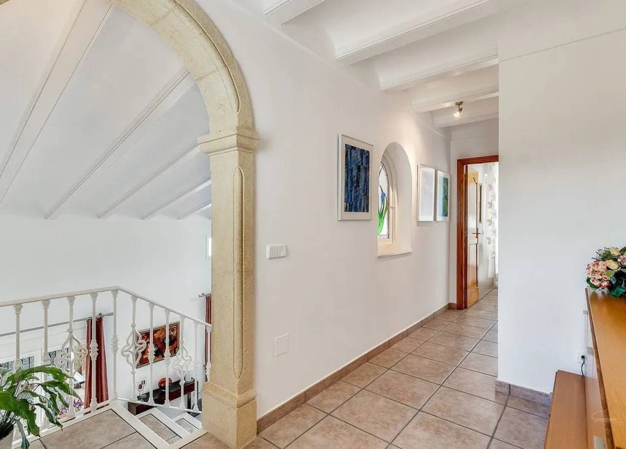 Bestaand - Villa - Jávea
