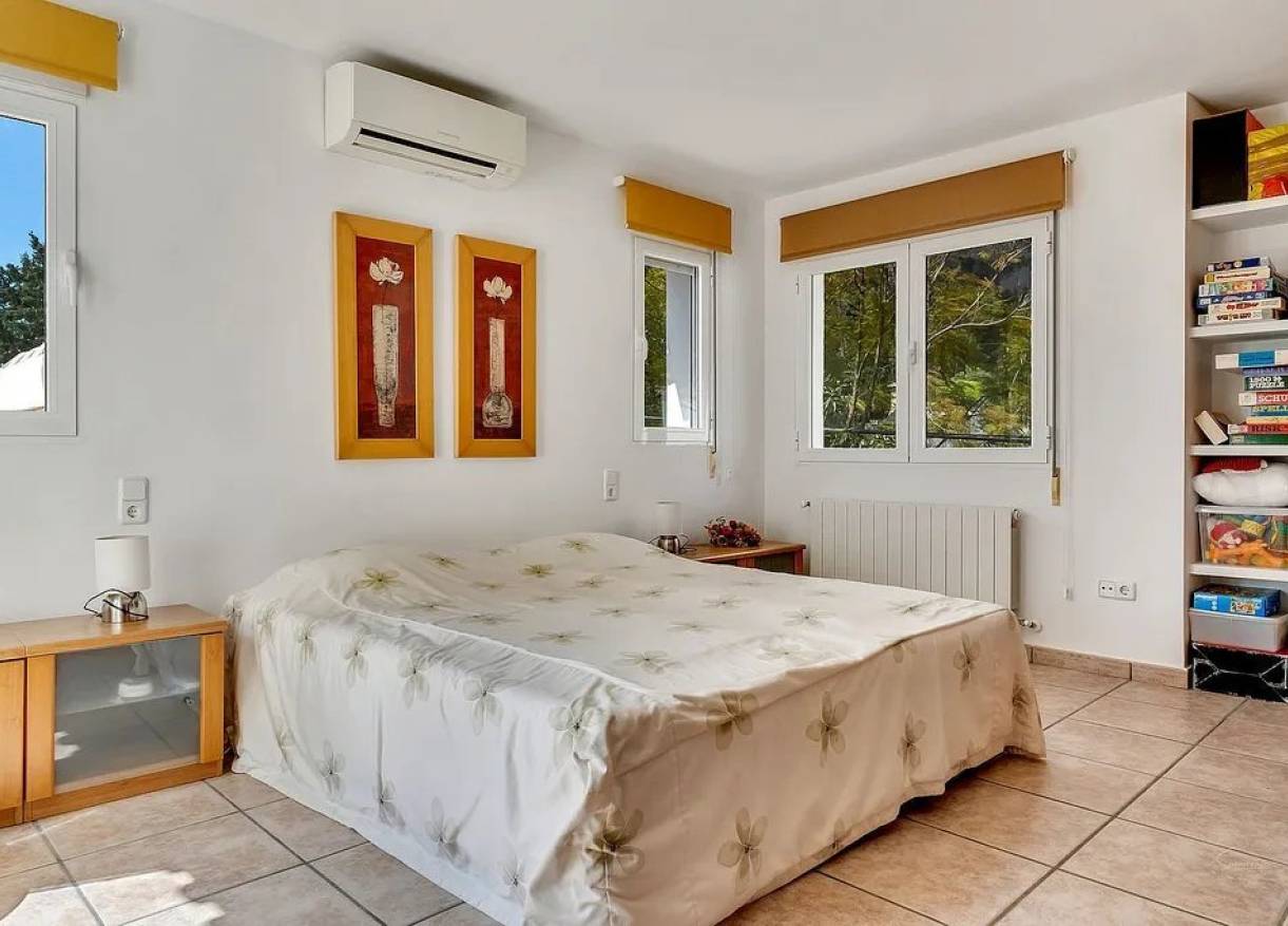 Bestaand - Villa - Jávea