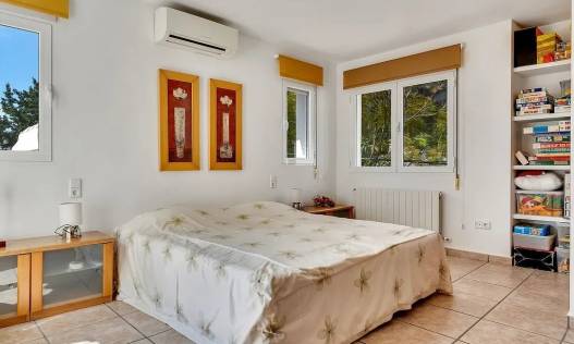Bestaand - Villa - Jávea