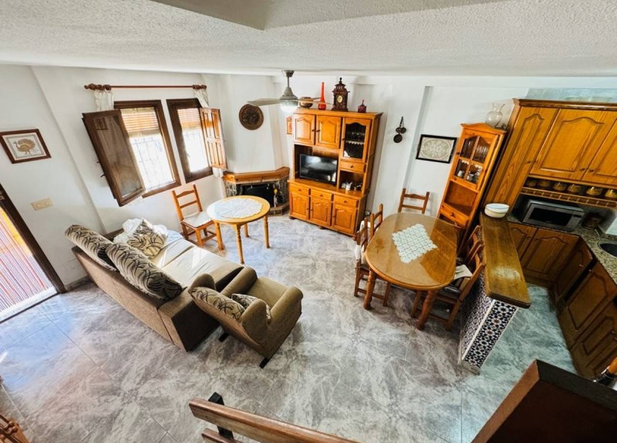 Bestaand - Townhouse / Semi-detached - La Mata