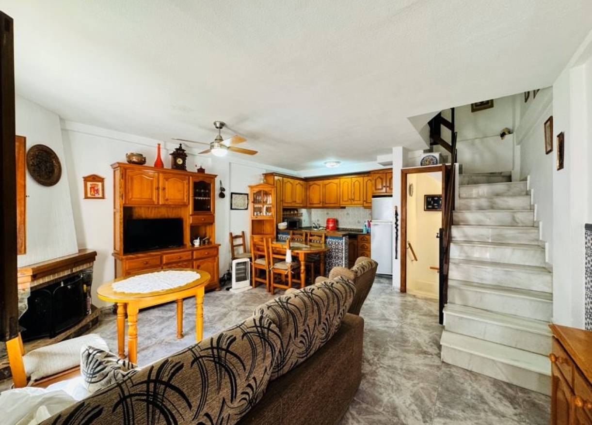 Bestaand - Townhouse / Semi-detached - La Mata