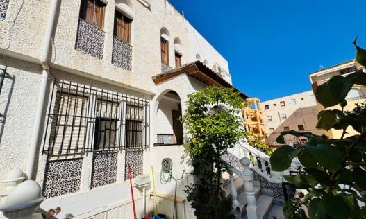 Bestaand - Townhouse / Semi-detached - La Mata