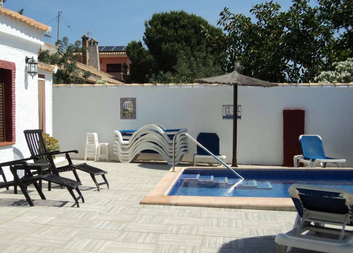 Bestaand - Villa - Lomas de Cabo Roig
