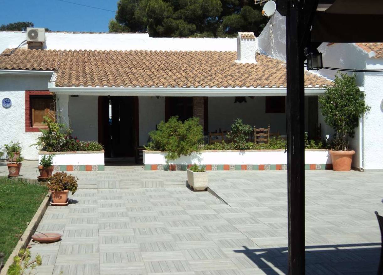 Bestaand - Villa - Lomas de Cabo Roig