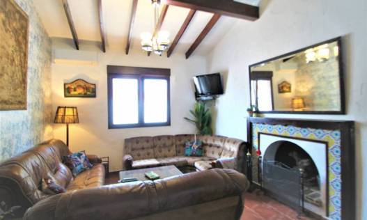 Bestaand - Villa - Lomas de Cabo Roig