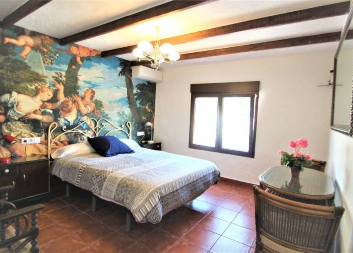 Bestaand - Villa - Lomas de Cabo Roig