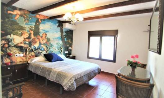 Bestaand - Villa - Lomas de Cabo Roig