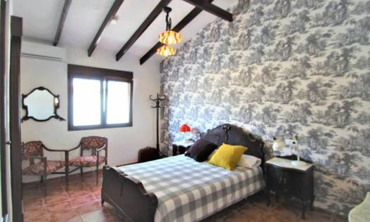 Bestaand - Villa - Lomas de Cabo Roig
