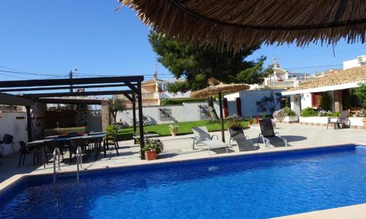 Bestaand - Villa - Lomas de Cabo Roig