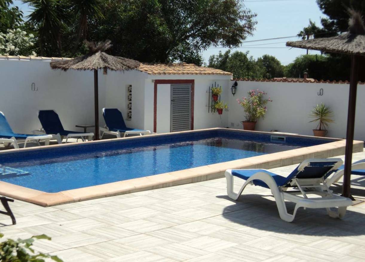 Bestaand - Villa - Lomas de Cabo Roig