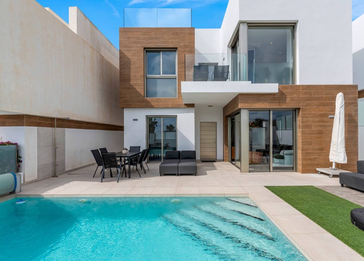 Bestaand - Villa - Orihuela Costa - Villamartin