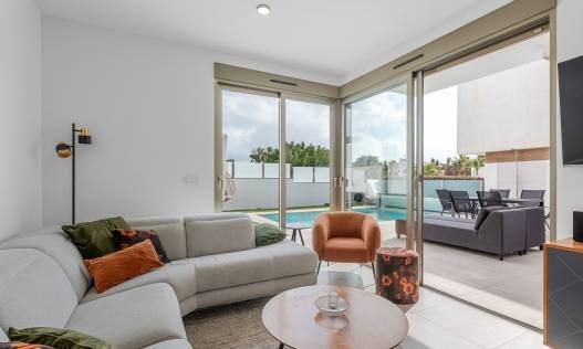 Bestaand - Villa - Orihuela Costa - Villamartin