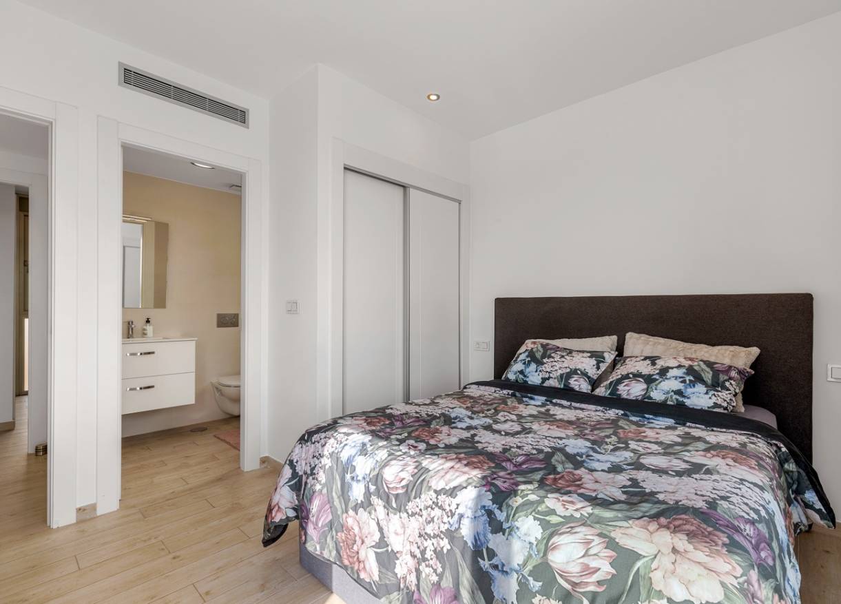 Bestaand - Villa - Orihuela Costa - Villamartin