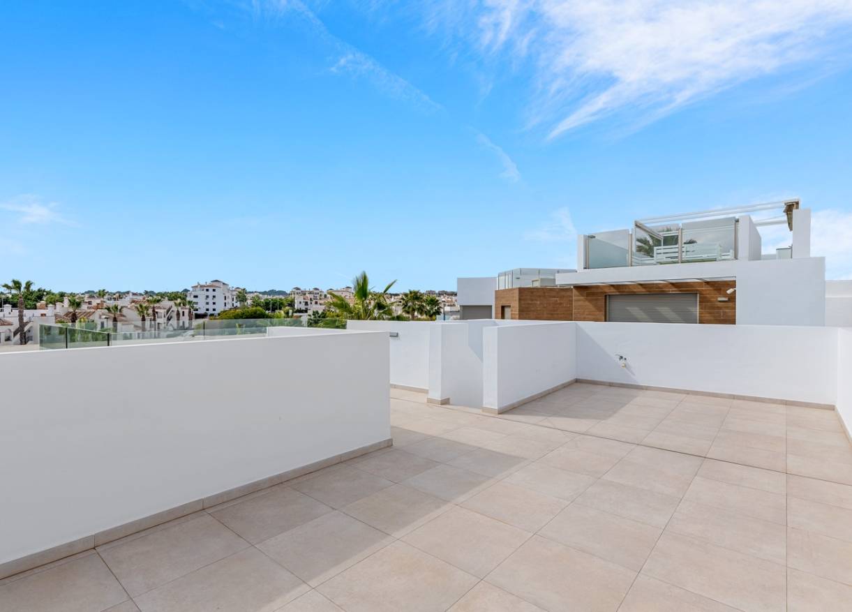 Bestaand - Villa - Orihuela Costa - Villamartin