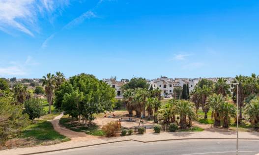Bestaand - Villa - Orihuela Costa - Villamartin