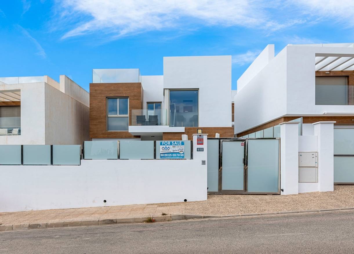 Bestaand - Villa - Orihuela Costa - Villamartin