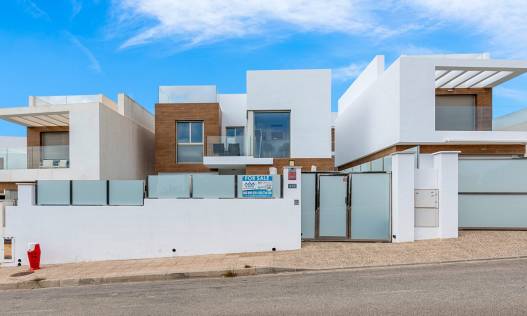 Bestaand - Villa - Orihuela Costa - Villamartin
